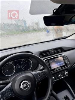 نيسان فيرسا